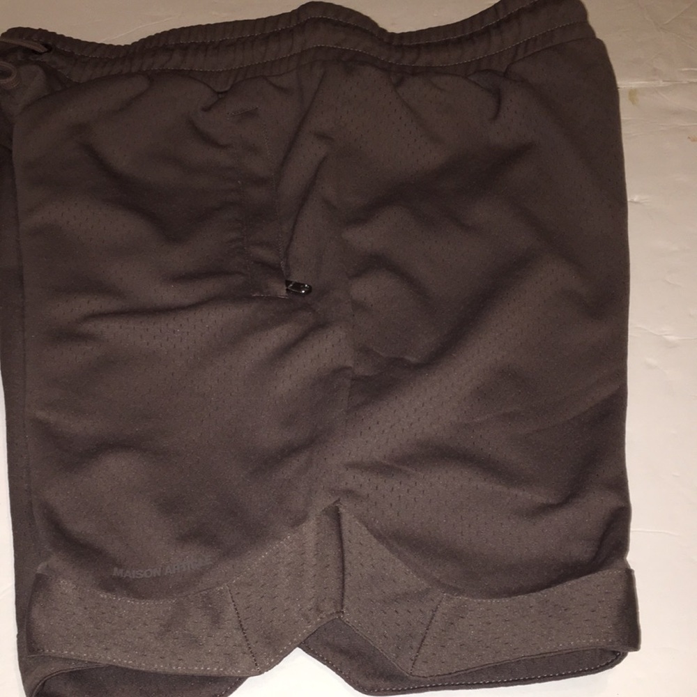 Maison Article Premium Essential Shorts - image 6